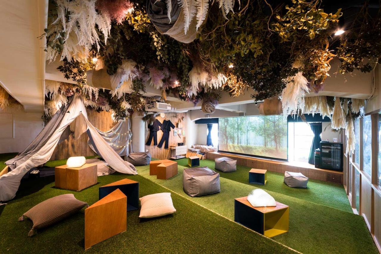 Theater Zzz Hostel Tokyo Exterior photo